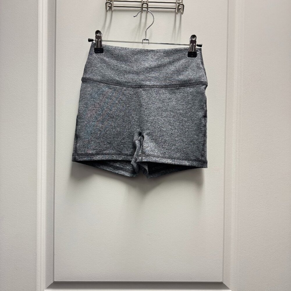 FLEO Ascend Short